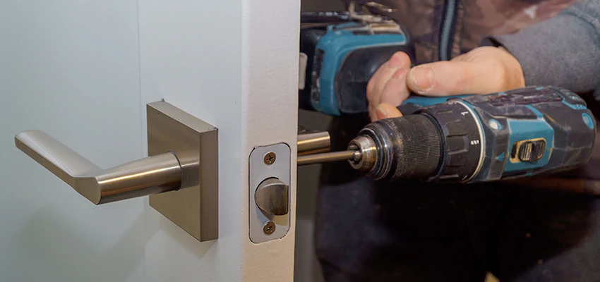 Broken Door Handle Lock Repair in Antioch, California